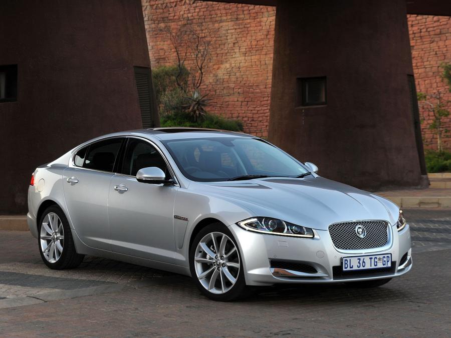  Jaguar XF 2011 года  (ZA) (фото 6 из 9)